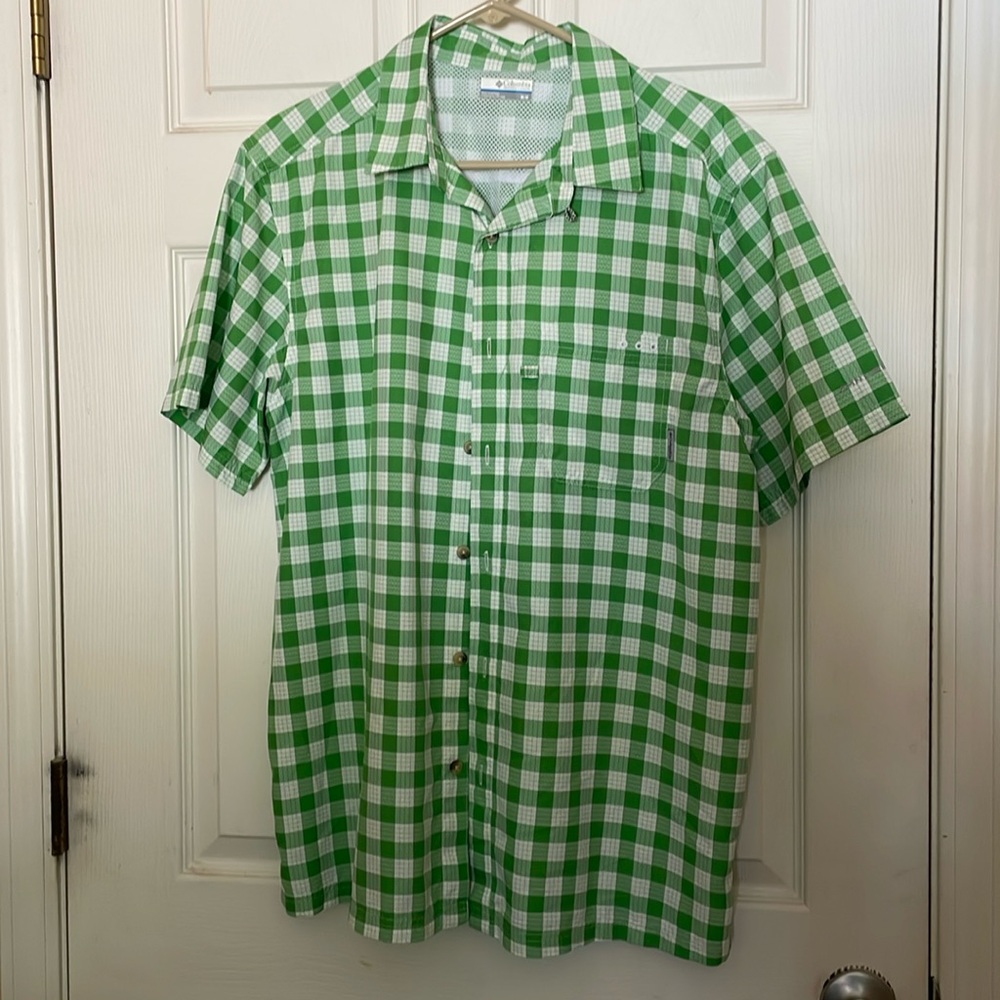 Columbia PFG fishing shirt